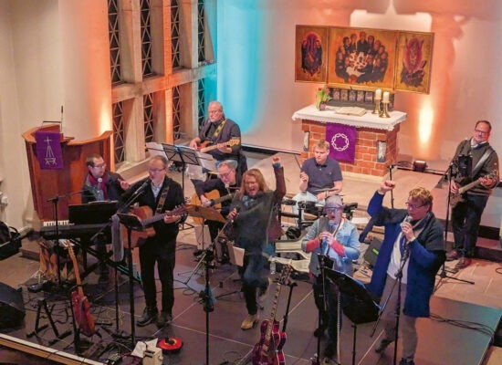 1/24 1. Worship-Abend in großer Kooperation