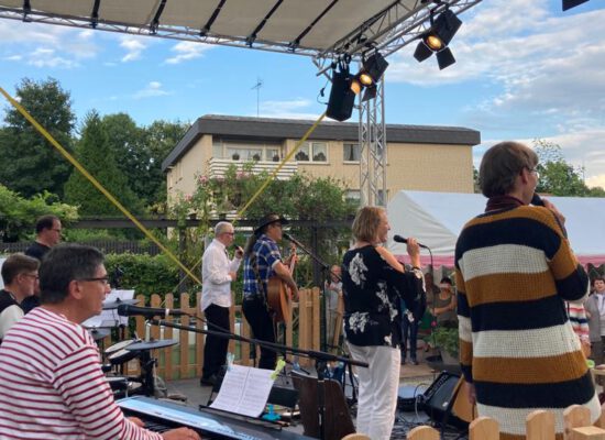 8/21 Kirchplatz Bad Eilsen